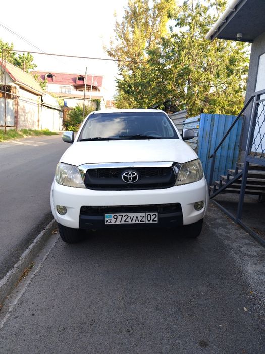 Продам TOYOTA Hilux