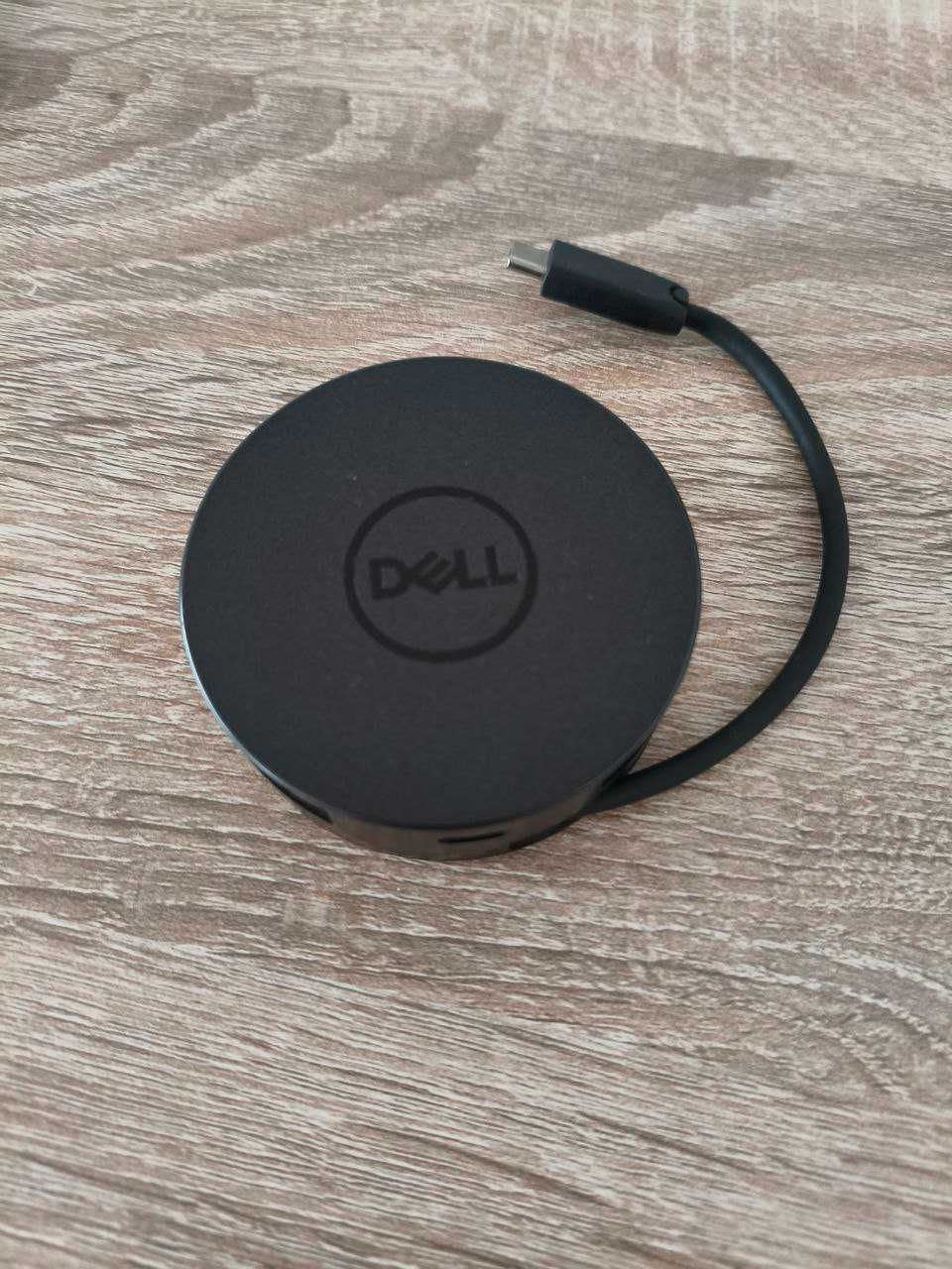 Докинг станция DELL + различни хъбове и адаптери