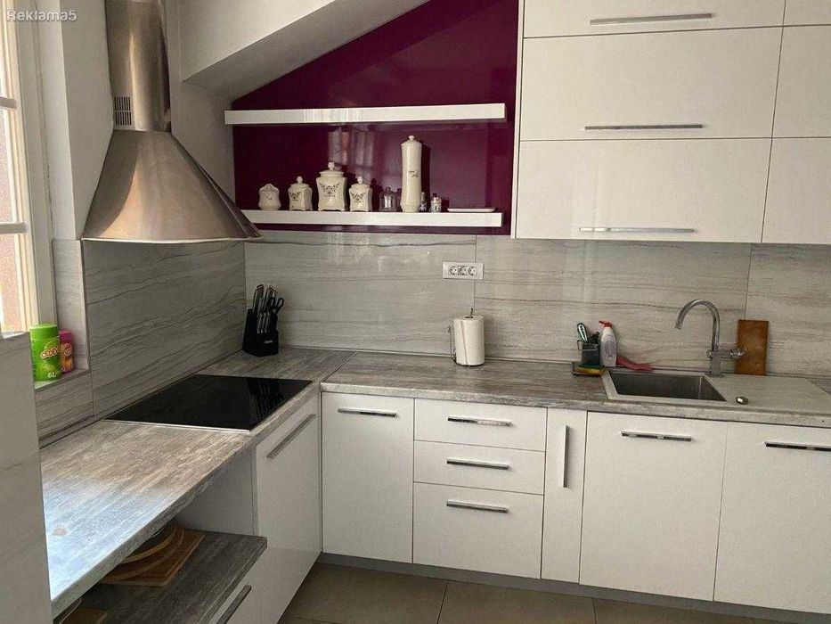 Дава се под наем Двустаен апартамент в Пловдив, Христо Смирненски - 67 кв.м за 408 € - Снимка #1