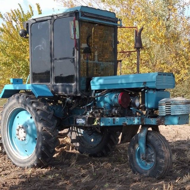 T28 traktor sotiladi holati yaxshi