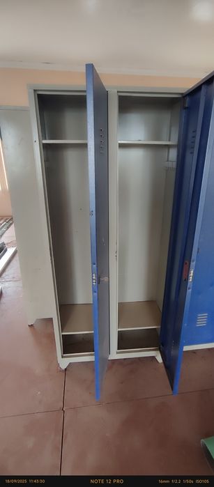 Temir shkaflar. Sifati a'lo darajada. Yangidek boʻlib turibdi.
