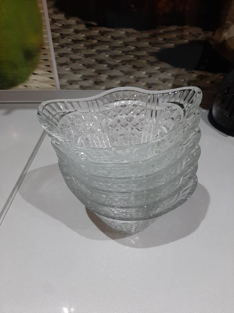 Продам посуду вазы