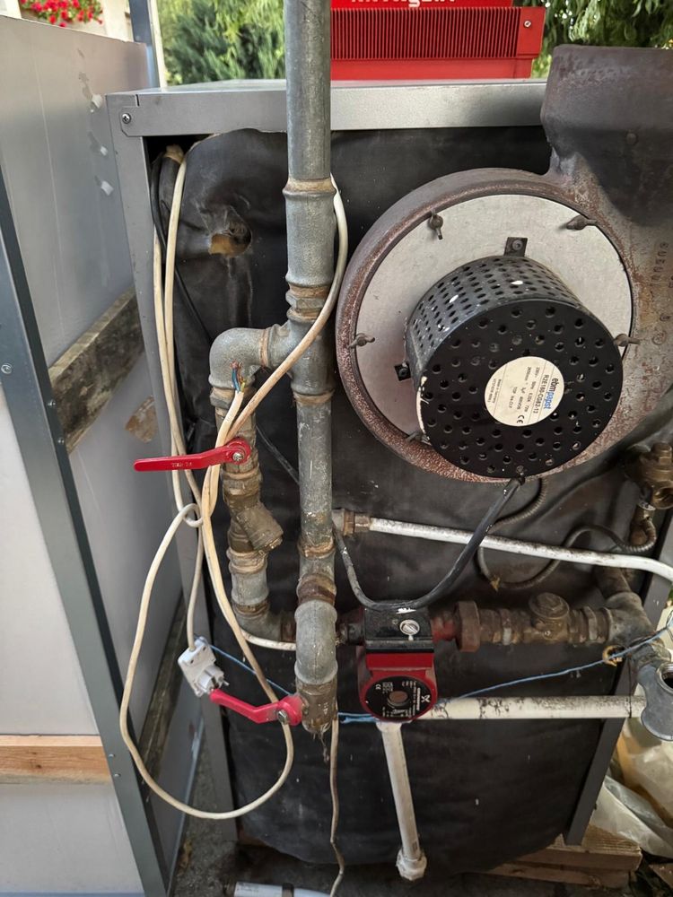 Centrala termica viessmann vitoligno 100