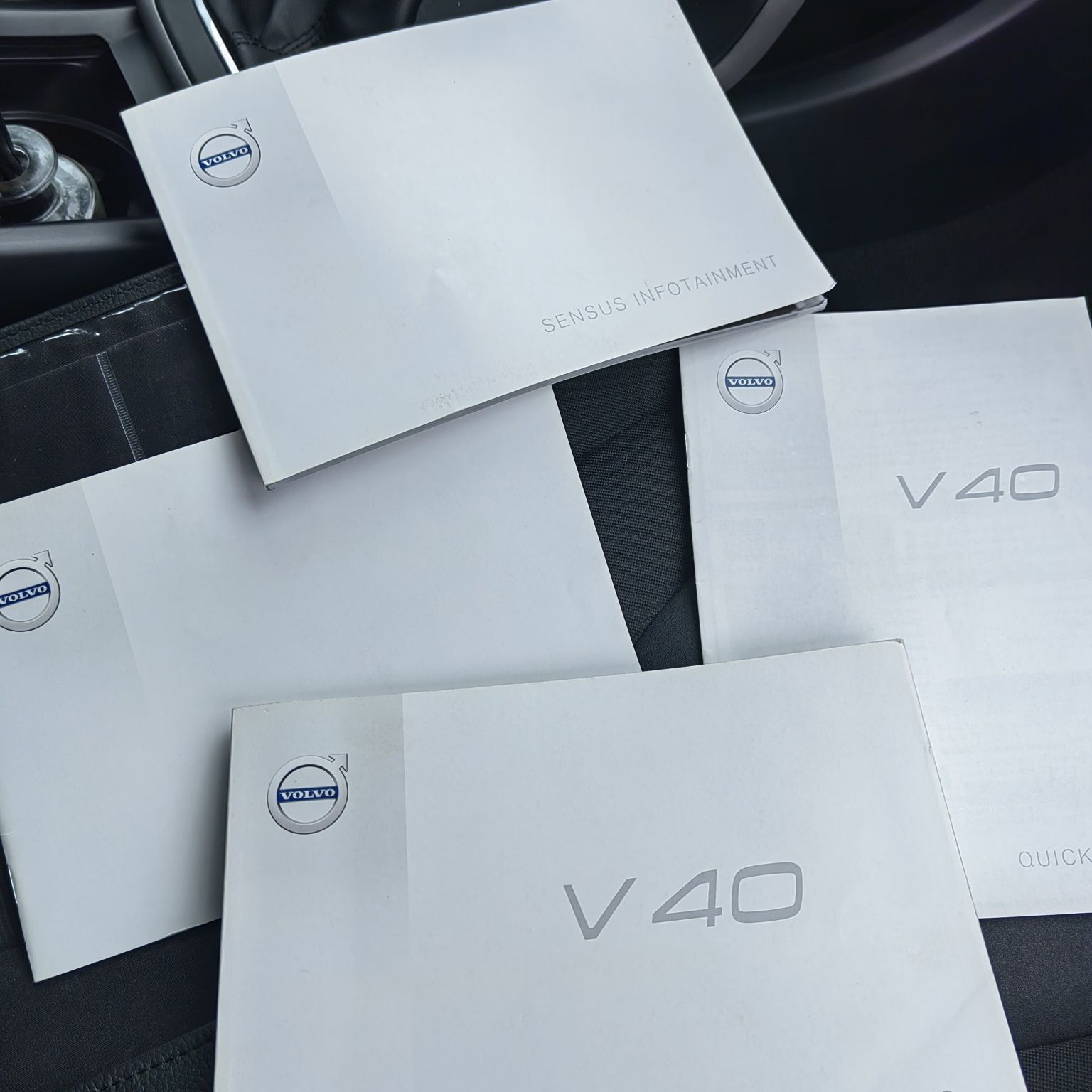 Vând. Volvo V40. D3.