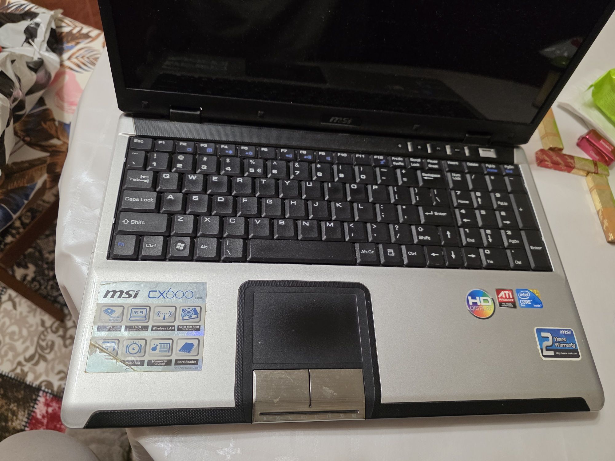 Лаптоп MSI    . .