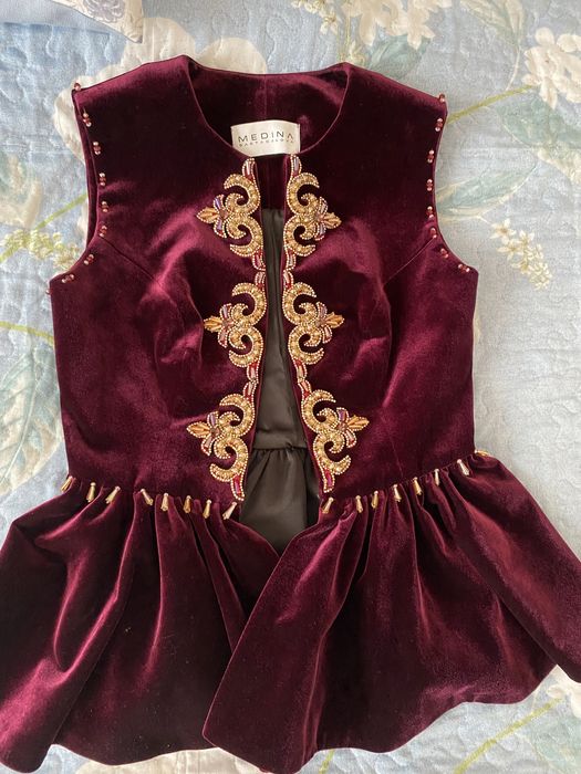 Продам национальную жилетку. От топового дизайнера