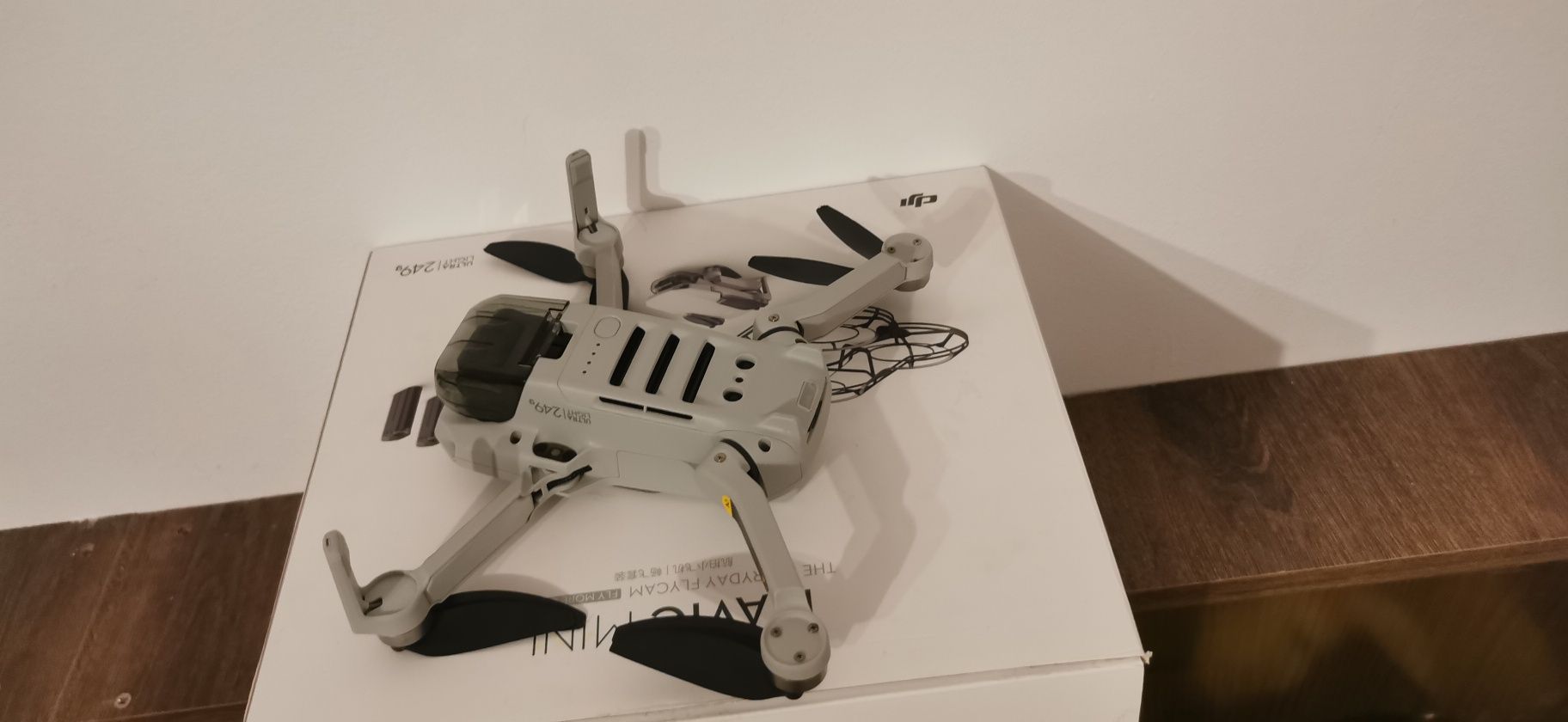 Drona Dji mini  fly more combo