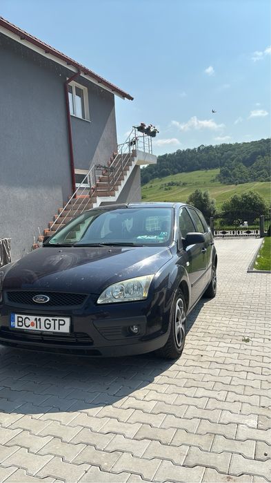 Vind ford focus din 2006 in stare functinala