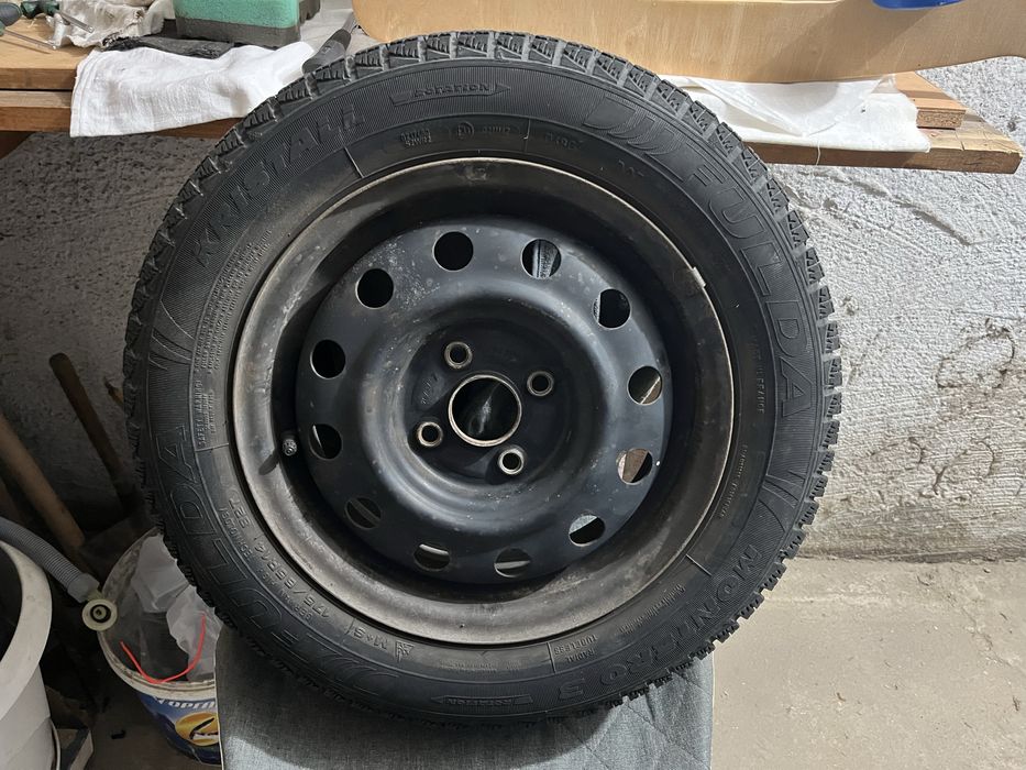 5Jx14 ET45 4x100 джанти за Suzuki Swift + зимни гуми