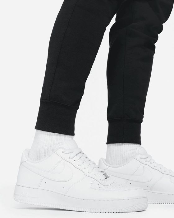 Мъжко долнище Nike Tech Essentials - размер M/L