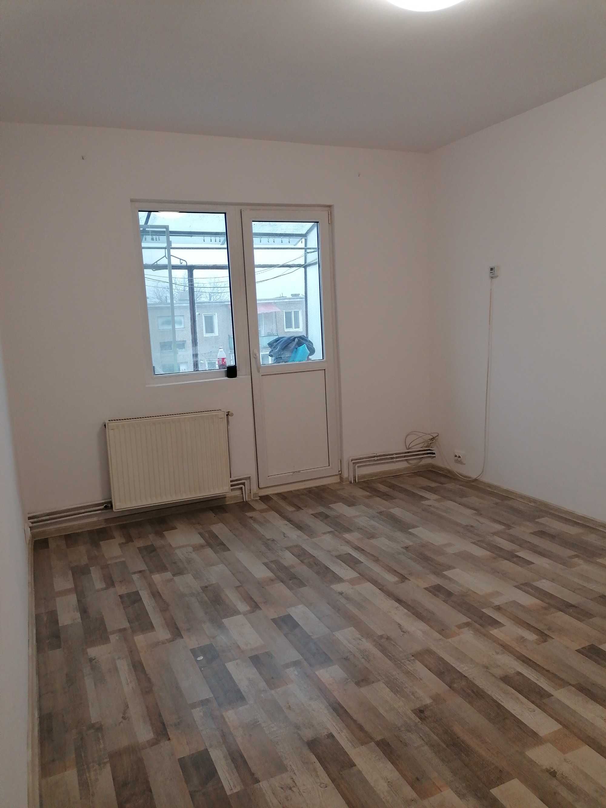 !!! Vand/schimb Apartament 2 camera. Pret redus!!!