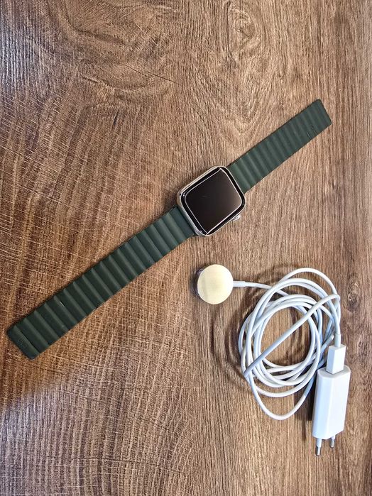 Apple Watch 7 45mm LTE Stainless Steel Sapphire Crystal