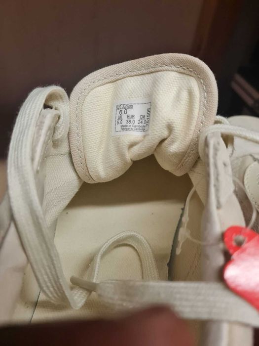 Нови бежови кецове VANS, 38 номер