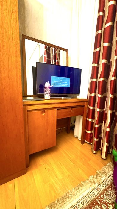 Продам спальный гарнитур