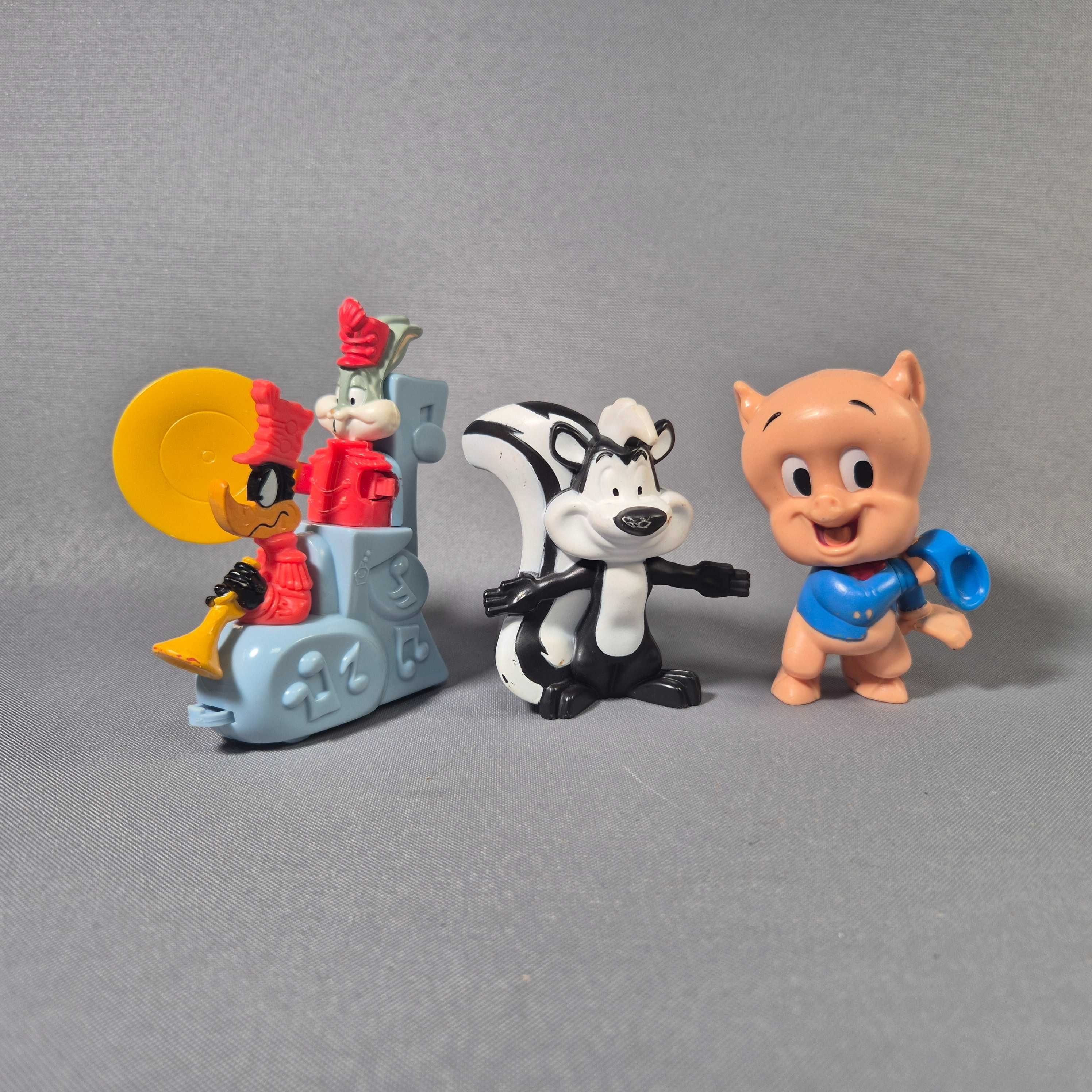 Макдоналдс Looney Tunes играчки