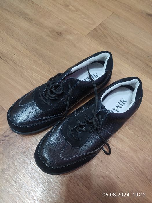 Туфли спортивные размер 35