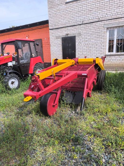 Картофелекопатель полунавесной КСТ-1,4А