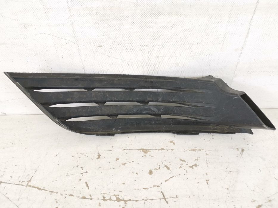 Решетка Предна Броня Дясна Рено Меган 4 / Renault Megane 4 Оригинална