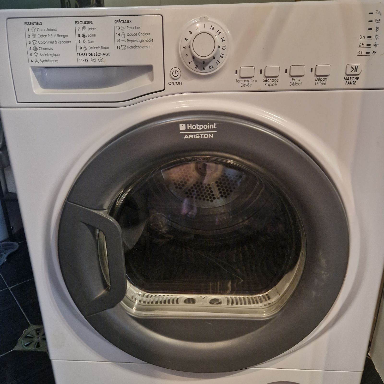 Сушилня Hotpoint Ariston