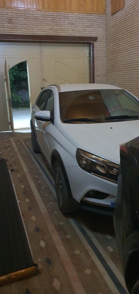 Lada Vesta SW Cros