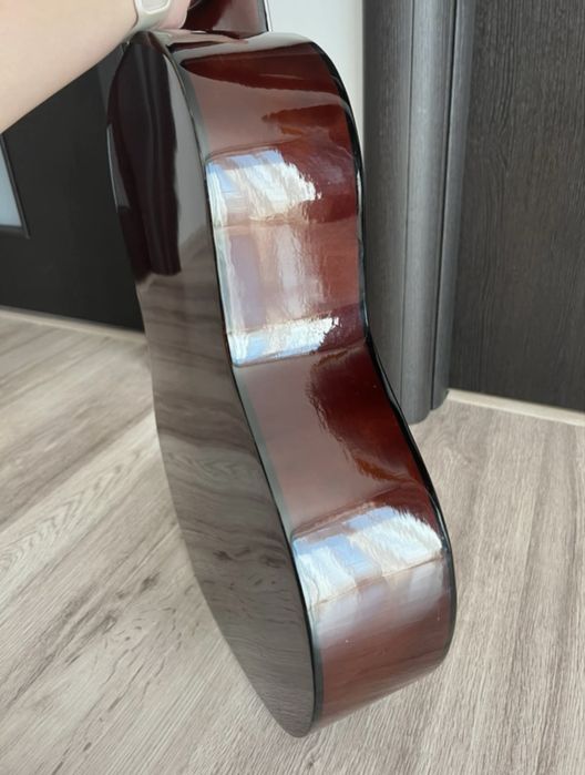 Vând chitară clasică nouă