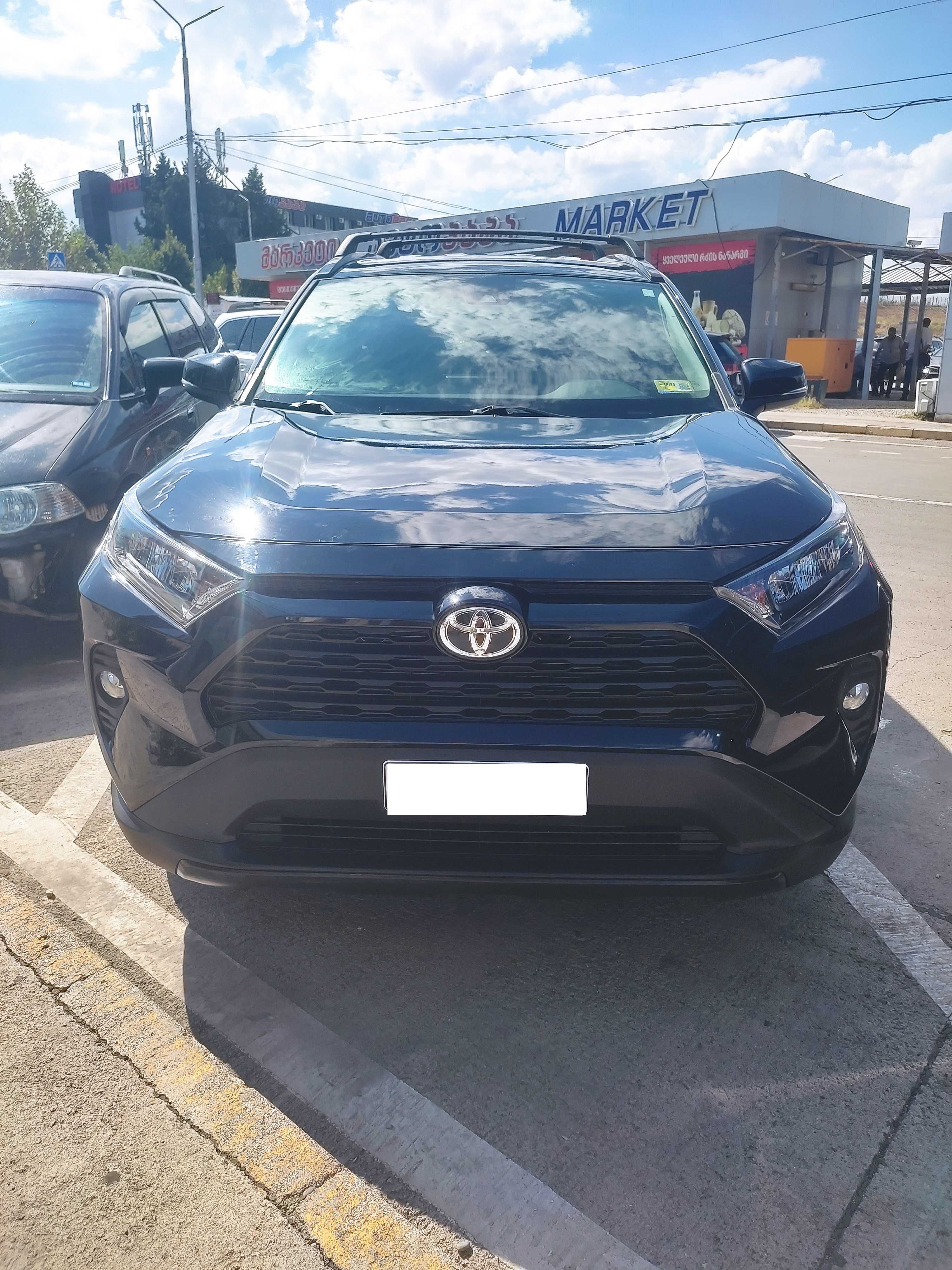 Кроссовер RAV 4 2019 г.