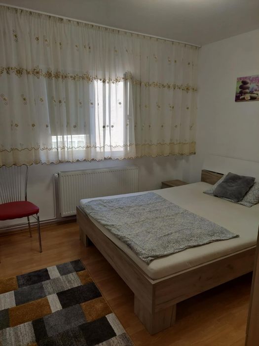 Vand apartament 3 camere Micalaca-Orizont
