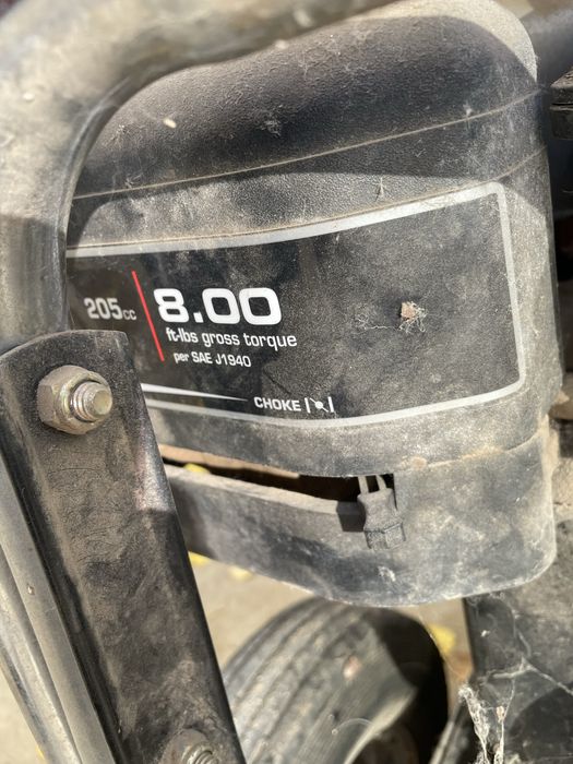 Aspirator de frunze profesional Toro cu sac de colectare