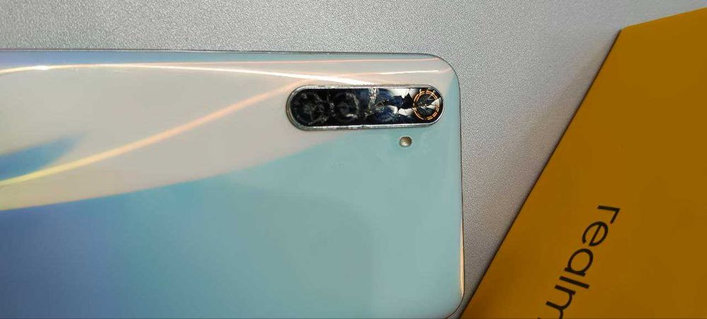 Realme 6 128Г Кор-ка,зар-ка, разбита камера  ЛОТ 786831 АКСАЙ 0715