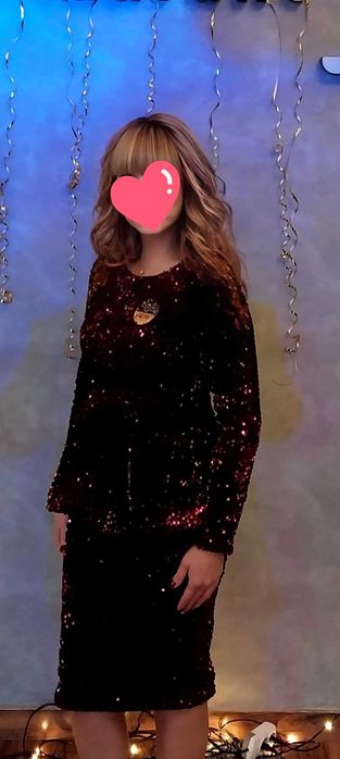 Вечерний женский костюм