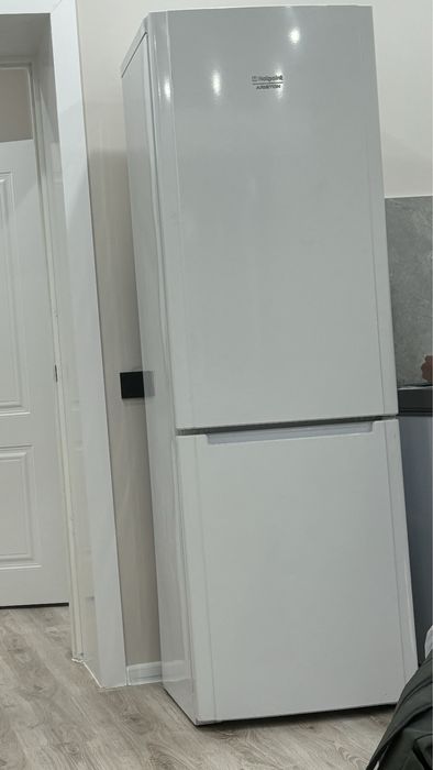 Холодильник Аристон