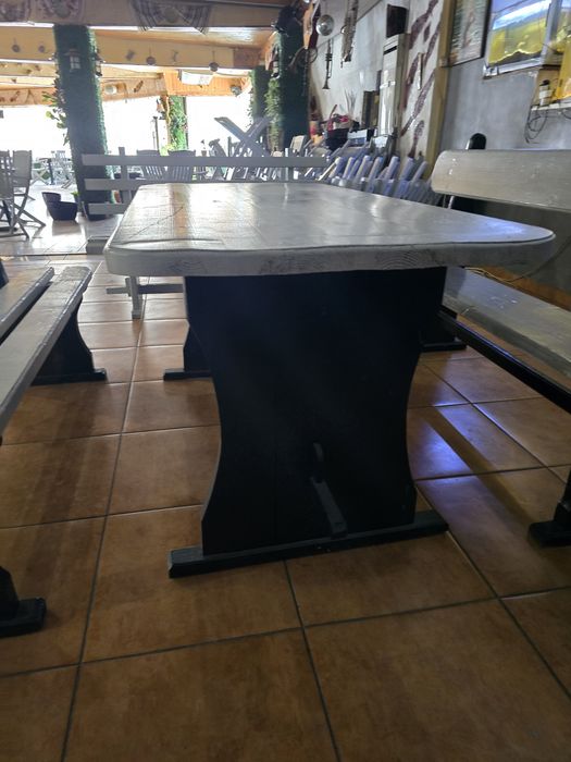 Vând set de masa lemn masiv