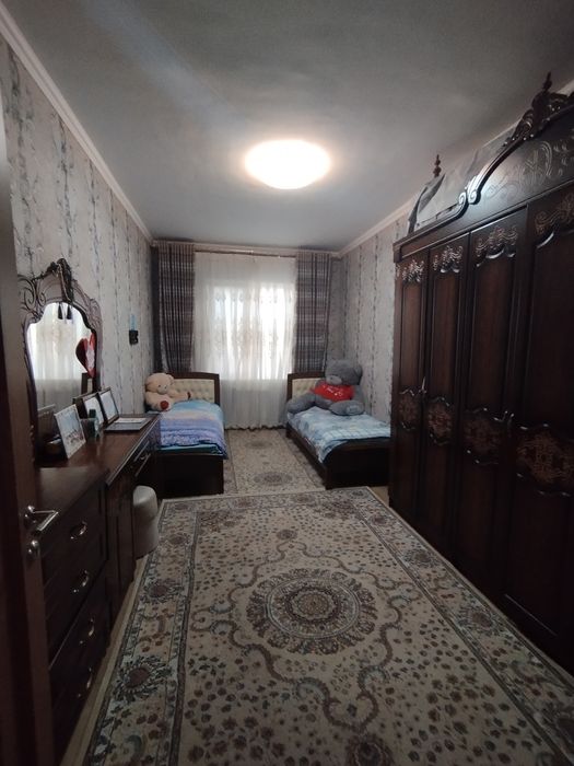 3 хона, 2-этаж, 89 м.кв. балкон, подвал бор