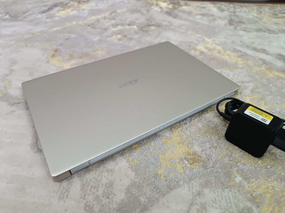Ноутбук Acer Swift 2021 Современный.
