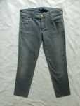 Blugi Armani Jeans. Marime 28, vezi dimensiuni. Impecabili, ca noi.