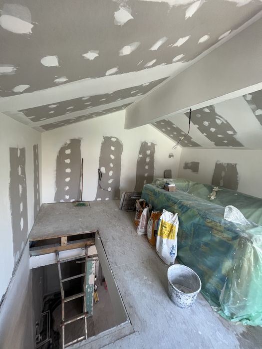 Execut lucrari (renovari case si apartamente