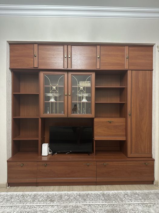 Стенка в гостиную