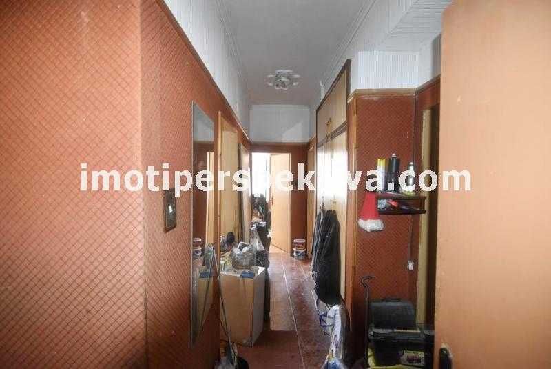 Продава се Етаж от къща в Пловдив, Христо Смирненски - 140 кв.м за 1093 €/кв.м - Снимка #6
