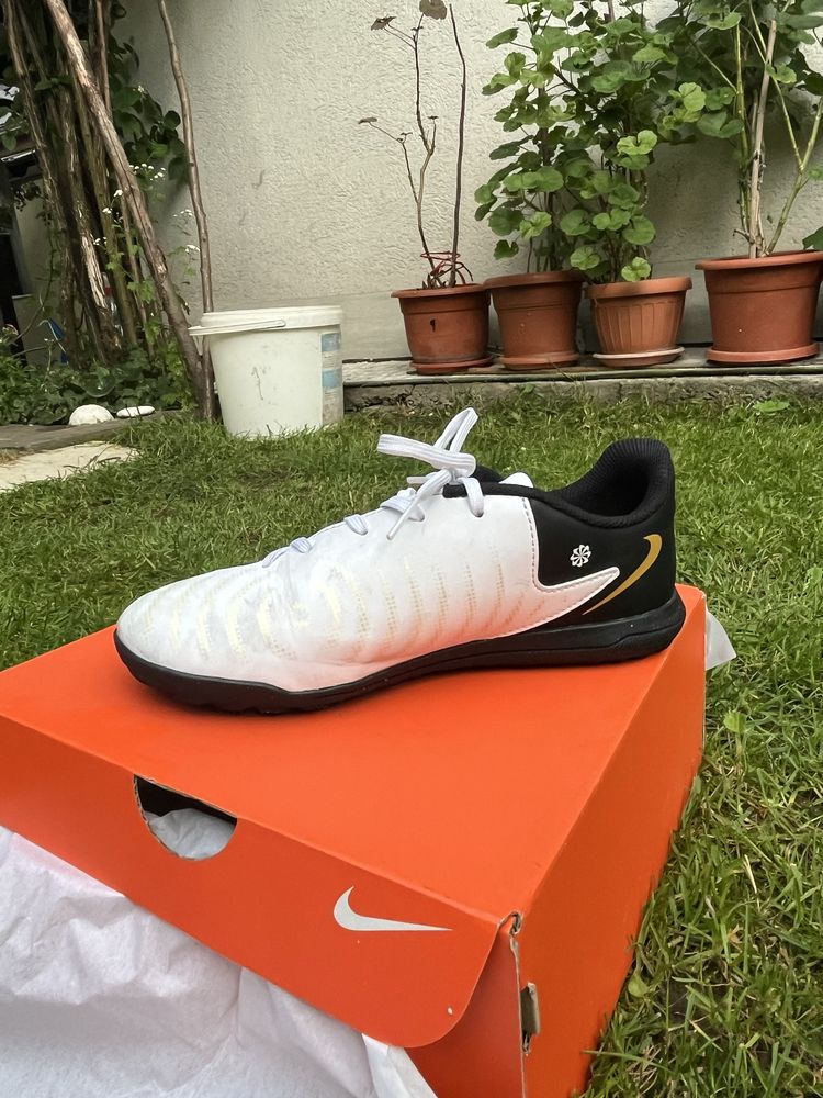 Mercuriale pentru sintetic jr superfly 10 club TF purtate o data