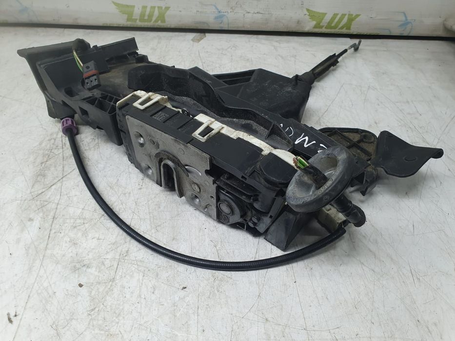 Broasca dreapta fata a2047231008 Mercedes-Benz C-Class W204/S204 [200