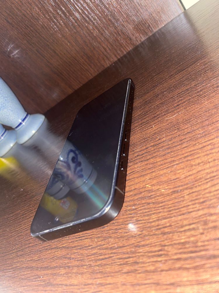 Vand Iphone 16 PRO