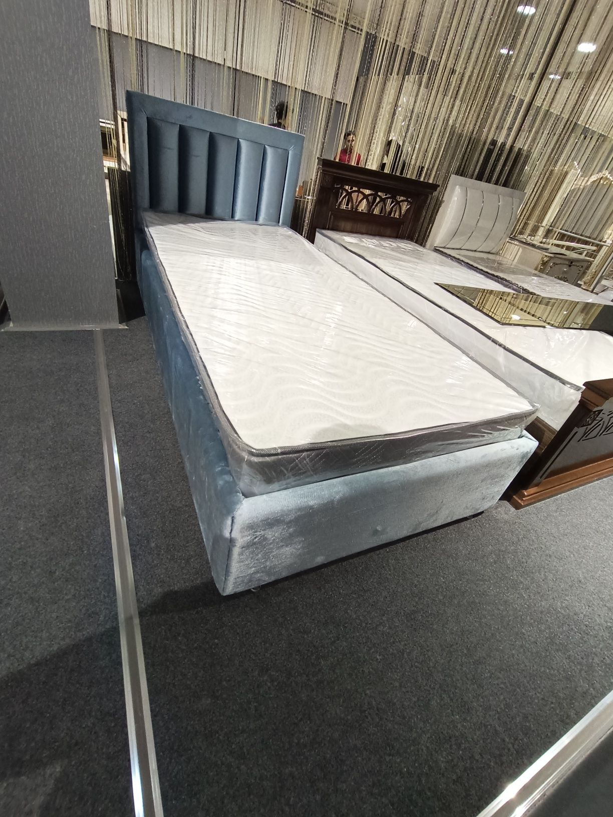 Одинарный кровать 207*96 см   skidka