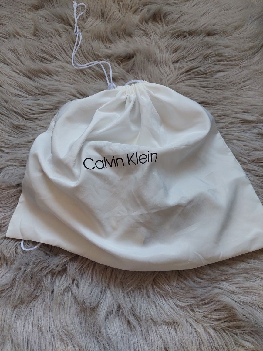 Дамска чанта Calvin klein