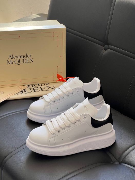 Adidasi Alexander Mcqueen noi