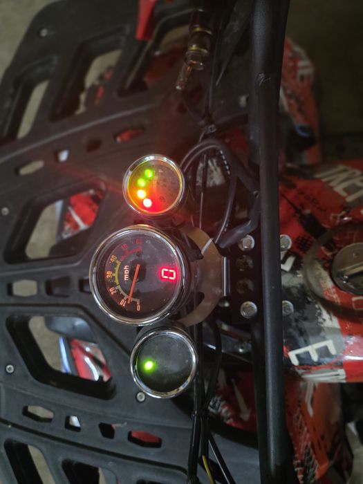 Vand atv 125 cc il am de 1 luna , sunati la ori ce ora nu la deranjati
