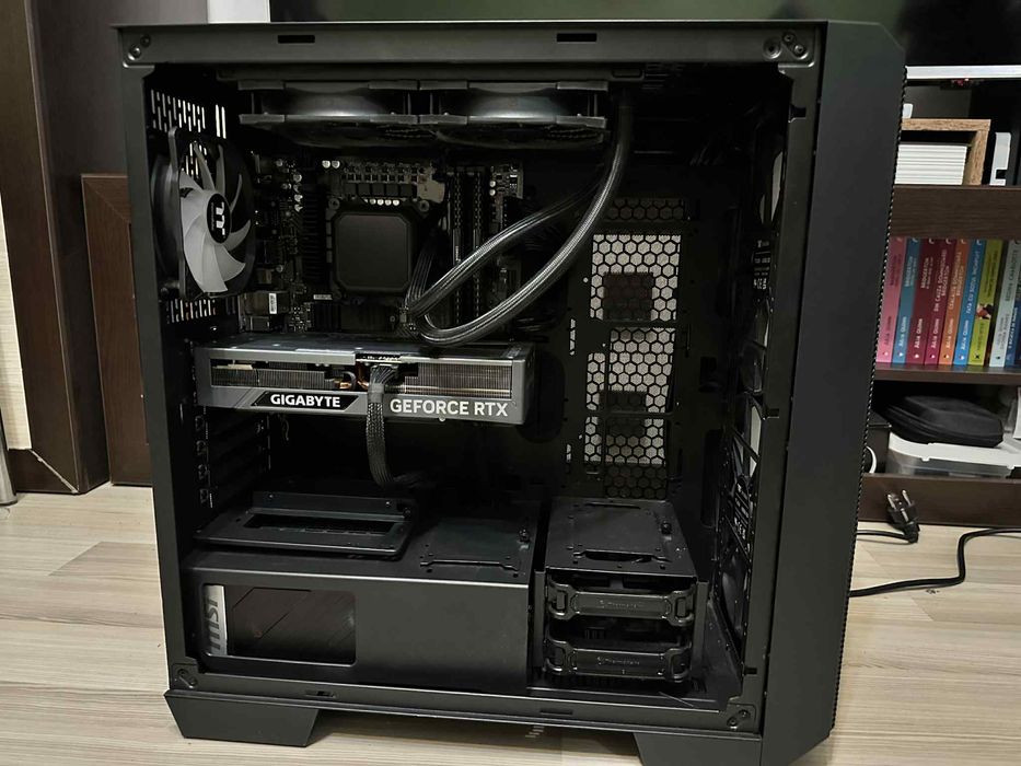 PC Gaming Intel i7-13700F 2.1Ghz 32gb DDR4, RTX 4070Ti 12 Gb GDDR6X