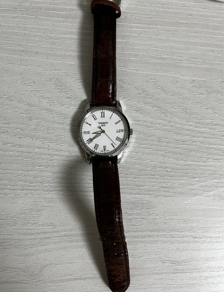 продаю часы tissot