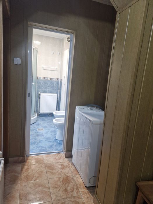 Apartament 2camere parter zona  intrare Pucioasa