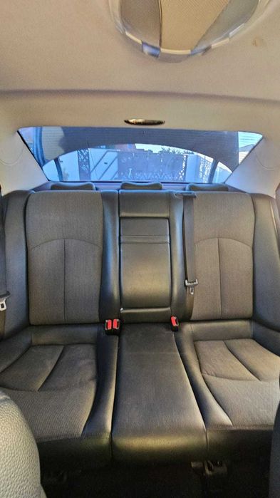 Mercedes E class w211 facelift
