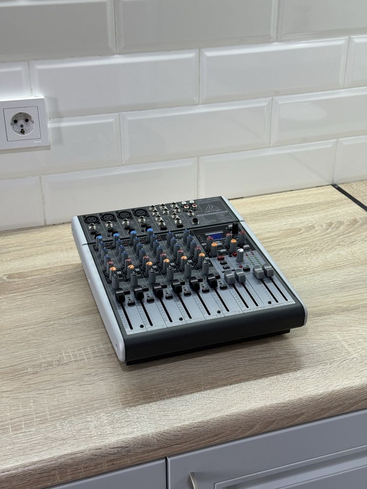 Behringer x1204 usb